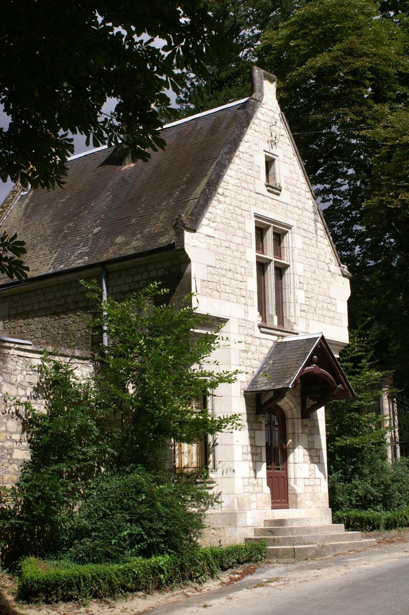 Aux Grilles Du Chateau De Saint-aignan, A 2km De Beauval, Les Maisons De Sidonie Et Leonard Holiday home *