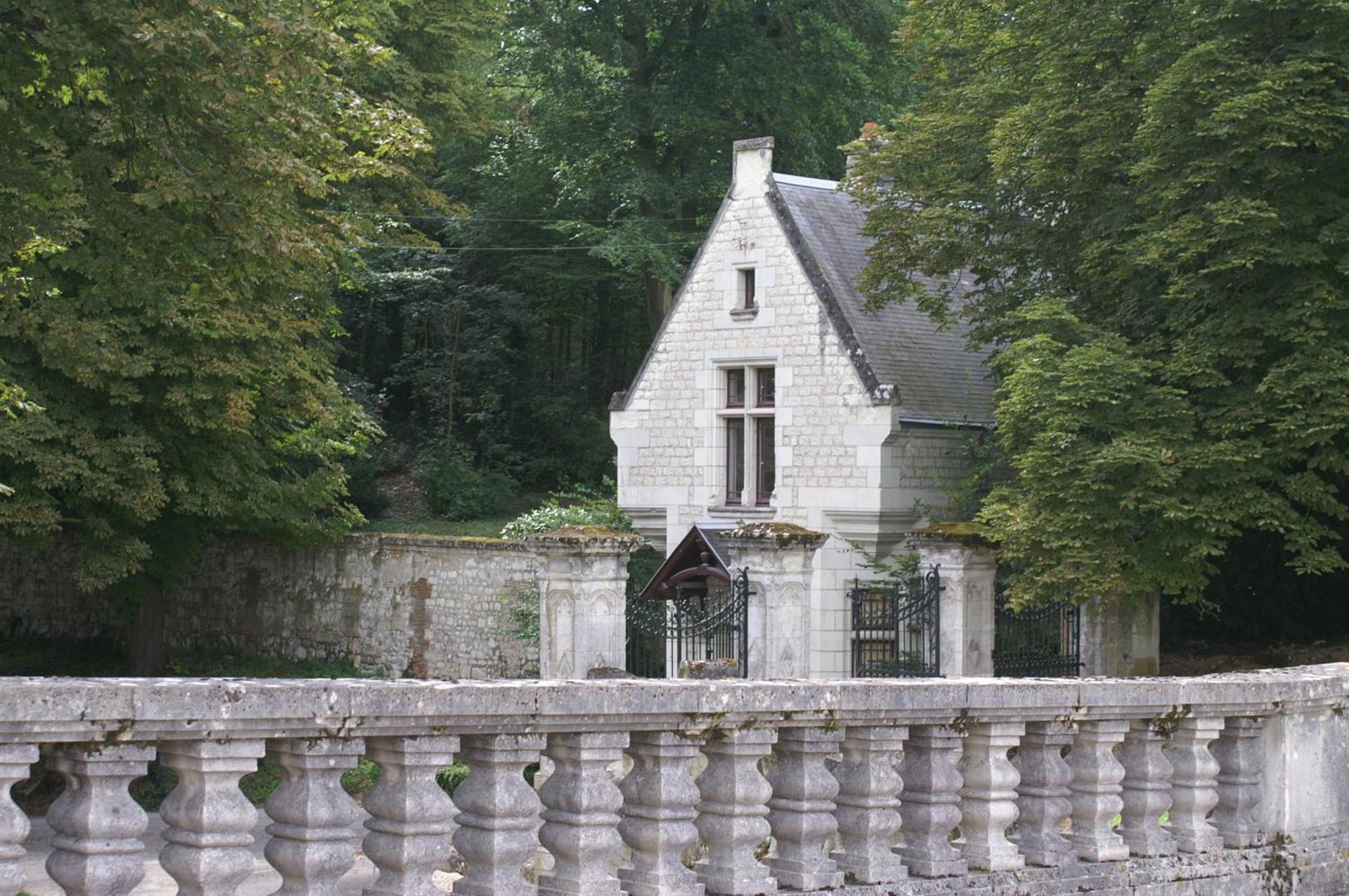 Aux Grilles Du Chateau De Saint-aignan, A 2km De Beauval, Les Maisons De Sidonie Et Leonard *